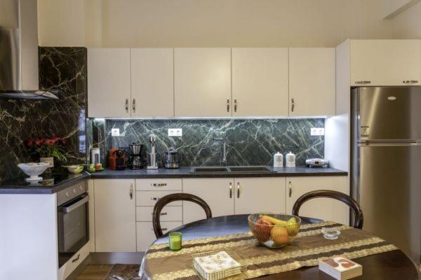 G102 Κεντρικό Πολυτελές Διαμέρισμα Apartment Volos Exterior photo